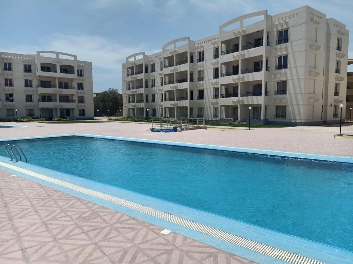 شاليه فرش فندقي بقرية بالميرا بيتش العين السخنه للعائلات Ain Sukhna Exterior photo